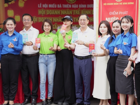 HOẠT ĐỘNG CỘNG ĐỒNG